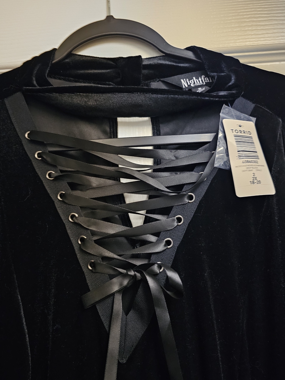 torrid Black Velvet Lace-Up V-Neck Long Sleeve Dress - Picture 2 of 3